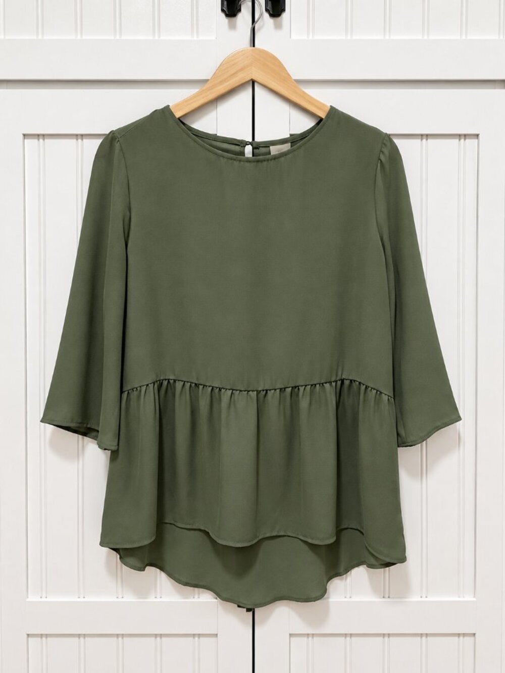 Faded Glory Olive Green Babydoll Blouse Size Medium (8-10) Flowy 3/4 Sleeve